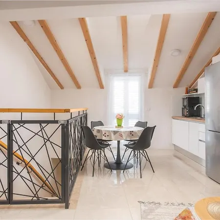 Apartment Mara